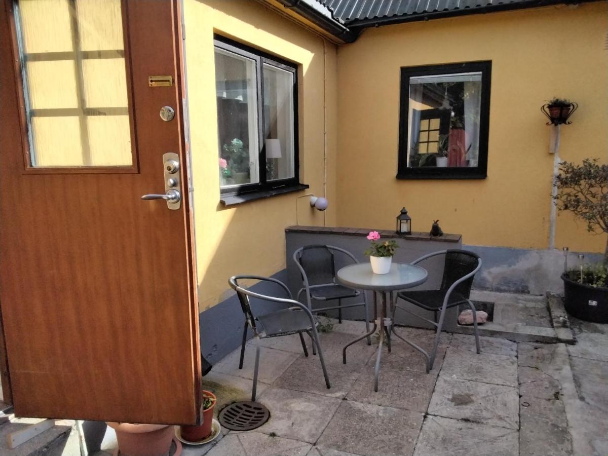 Bo I Trelleborg Apartment ภายนอก รูปภาพ
