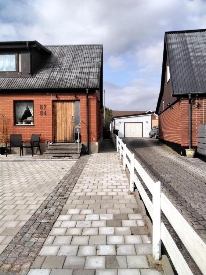 Bo I Trelleborg Apartment ภายนอก รูปภาพ